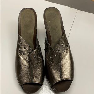 Italian open toe heeled sandals